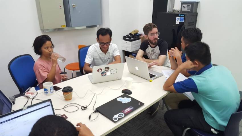 セブのエンジニアと勉強会