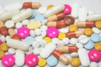 製薬業界